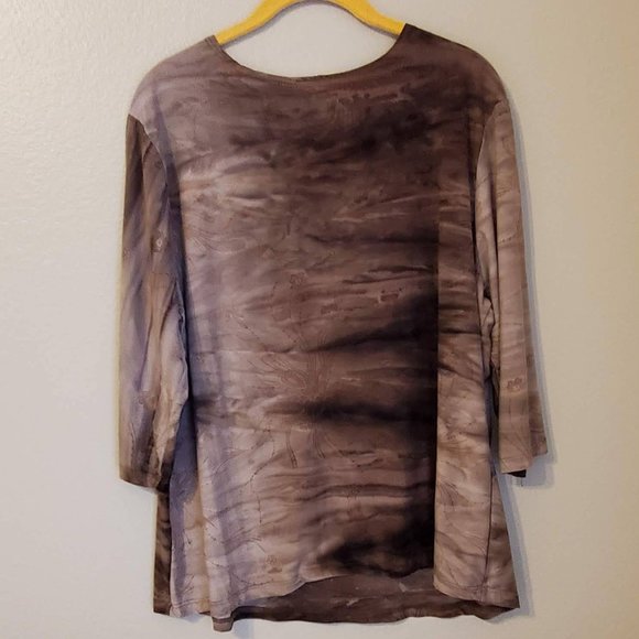 Only Nine Woman Top - Picture 3 of 16